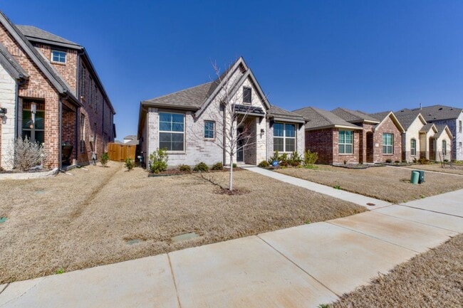 Building Photo - 1121 Milfoil Dr