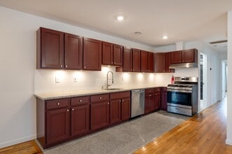 Building Photo - 108 Claremont Ave