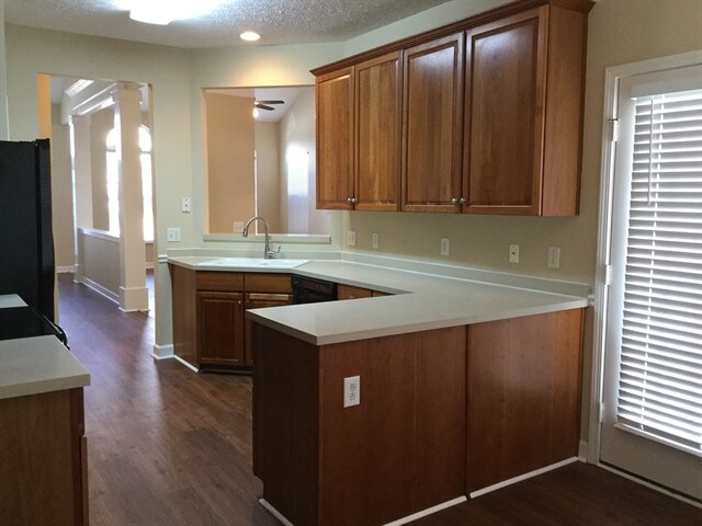 Building Photo - 2608 Welshcrest Dr
