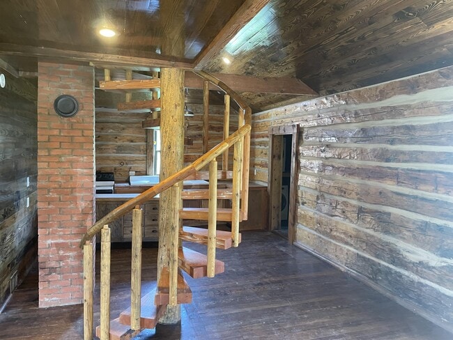 Building Photo - 22293 CO-96
