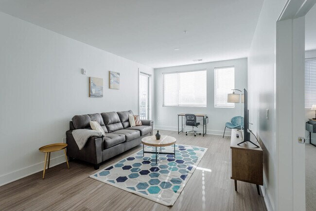 Foto del edificio - 601 E Pete Rose Wy