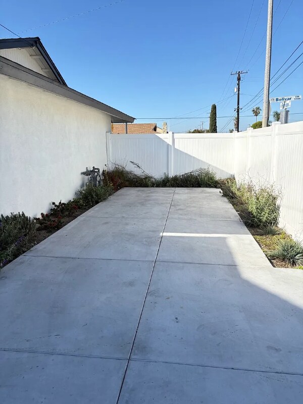 Foto del edificio - 13391 N Fairview St