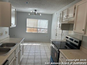 Foto del edificio - 4735 El Vedado St