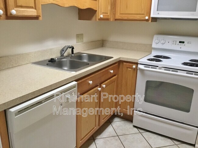 Foto del edificio - 211 Heritage Blvd