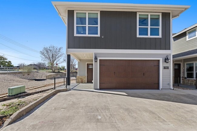 Foto del edificio - 1706 Cedar Bend Dr