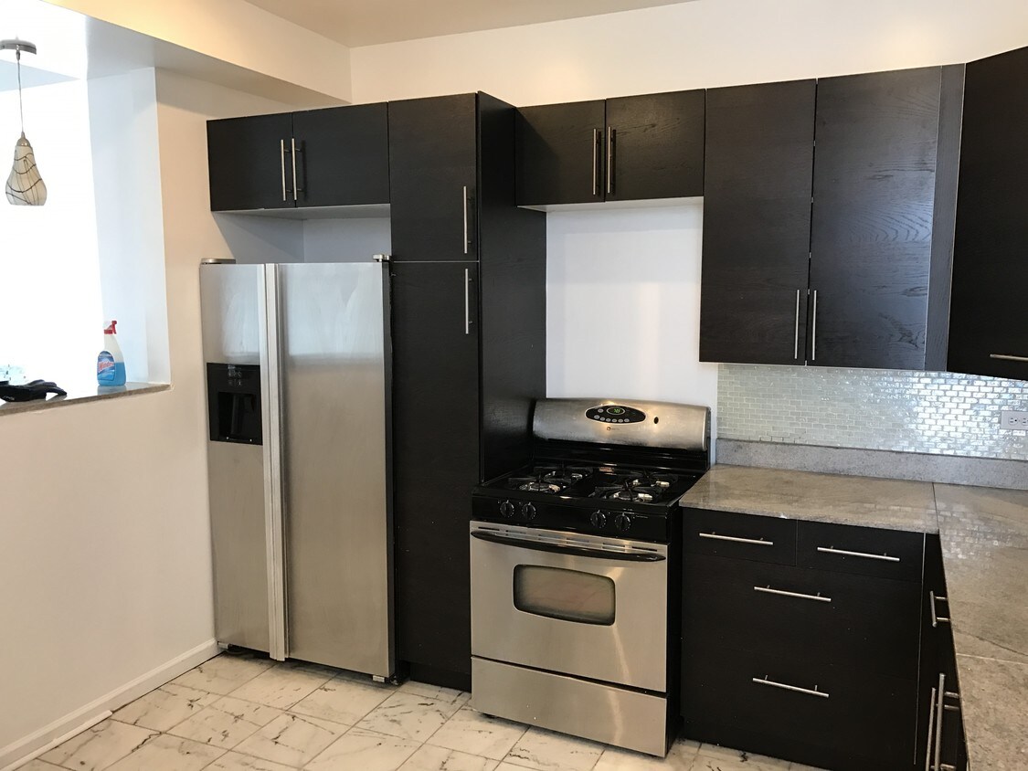 Foto del edificio - 7742 S Colfax Ave