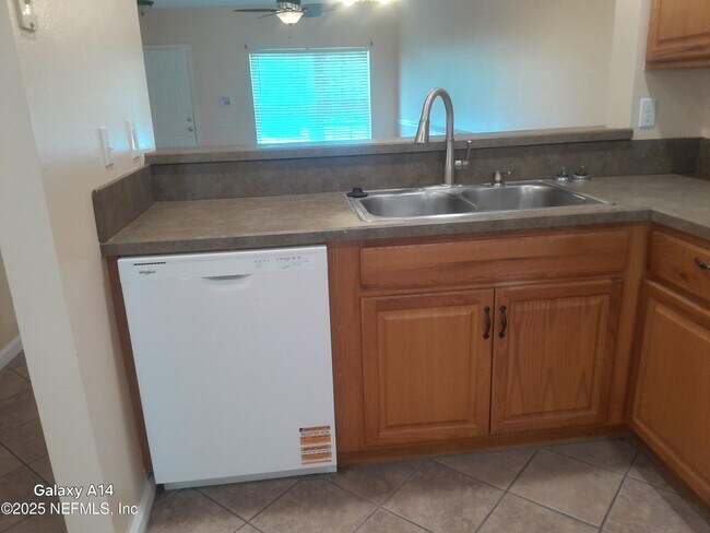 Building Photo - 8230 Dames Point Crossing Blvd