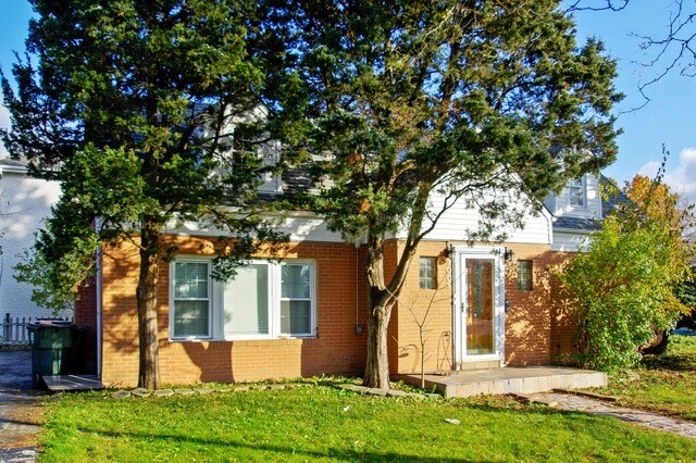 Primary Photo - 7001 N Cicero Ave