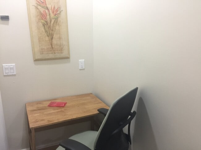 Study desk - 2876 Louis Rd