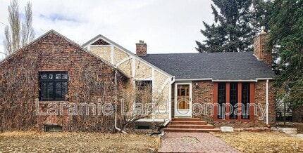 Building Photo - 1115 E Park Ave