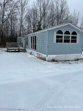 Building Photo - 17 Schoppe Dr