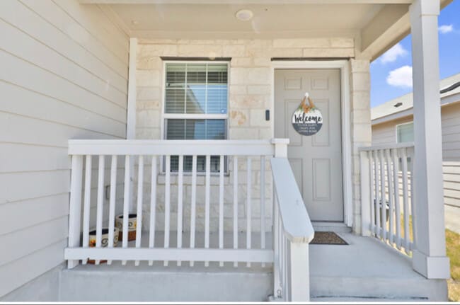 Foto del edificio - 4518 Meadowland Pl