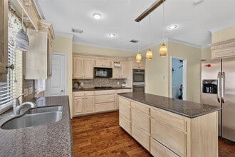 Building Photo - 1306 N Gabriel River Cir