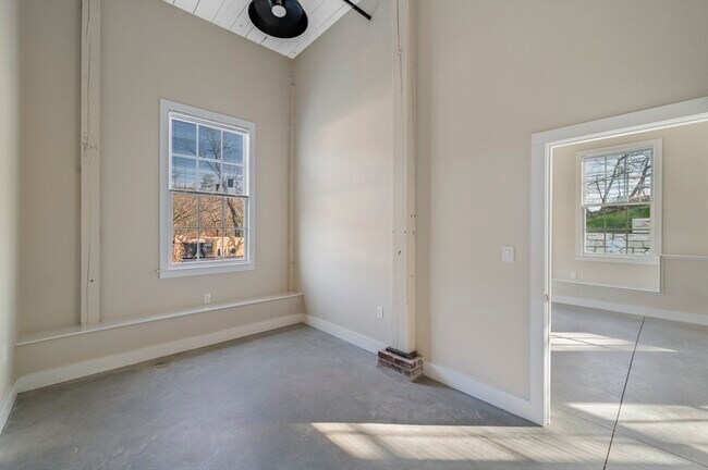 Foto del edificio - 34 Tremaine St