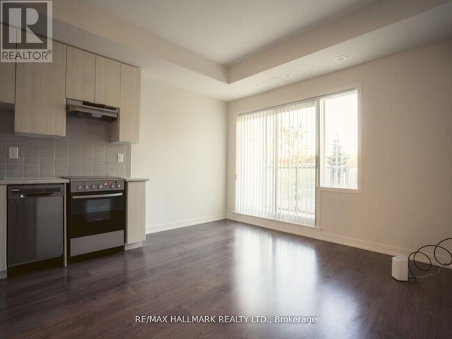 Building Photo - 20 Orchid Pl Dr