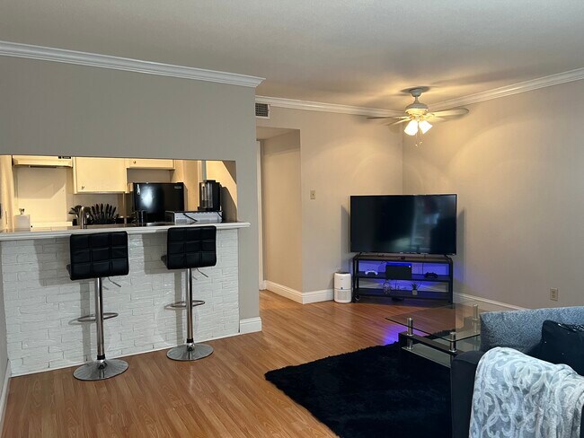 Foto del edificio - 1709 Park St