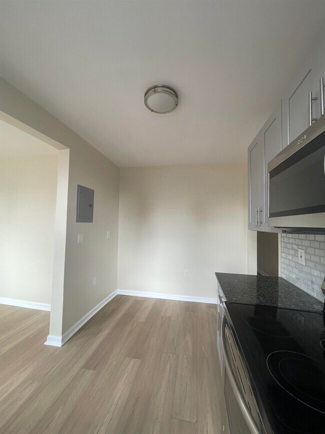 Foto del edificio - 5616 Hudson Ave