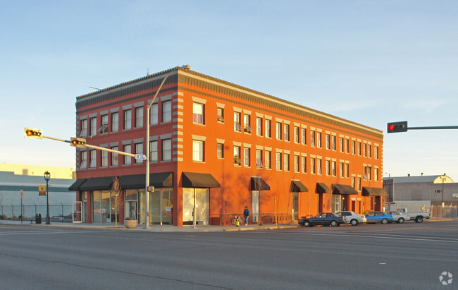 Building Photo - Savoy Apartments