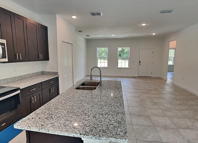 Foto del edificio - 9472 N Old Mill Way