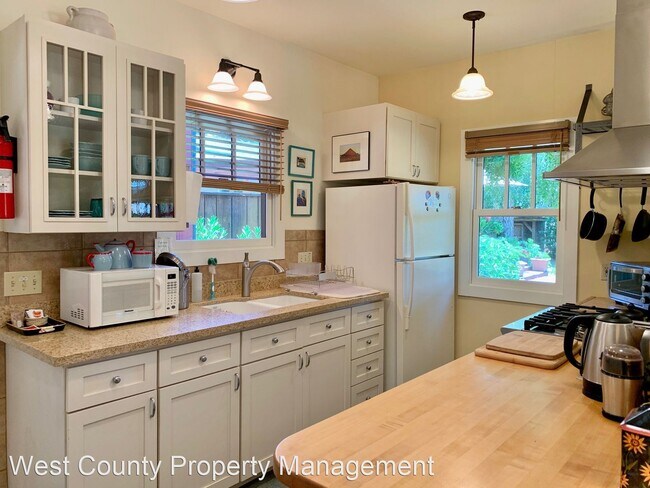 Foto del edificio - 1 br, 1 bath House - 544 Railroad Street