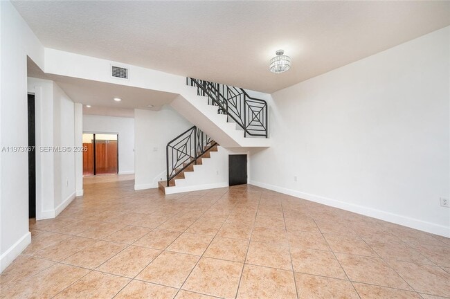 Foto del edificio - 11115 W Okeechobee Rd