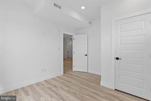 Building Photo - 809 Diamond St