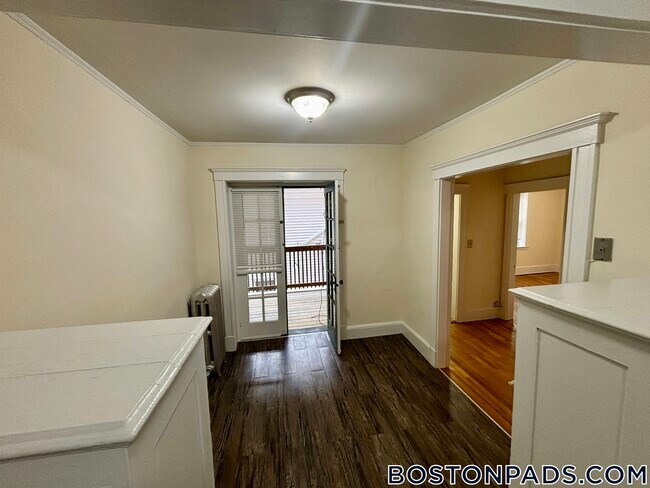 Foto del edificio - 179 Thomas E. Burgin Pkwy