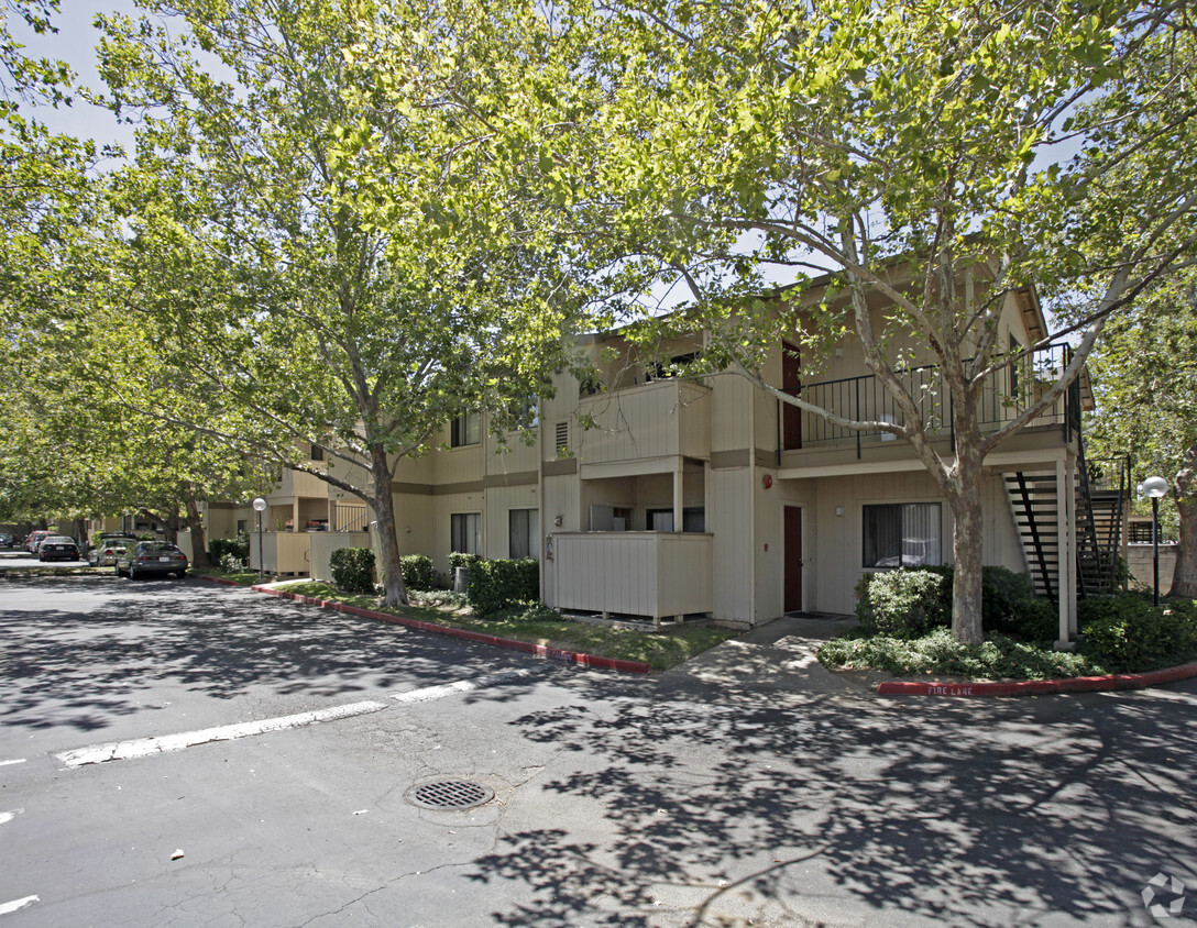 Country Glen Apartments - Apartments in Sacramento, CA | Apartments.com