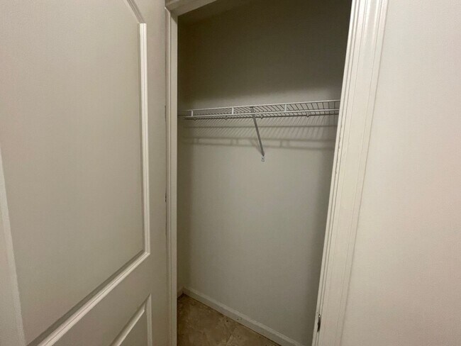 Foto del edificio - 3 Bedroom, 2 Bathroom In Lindberg Village