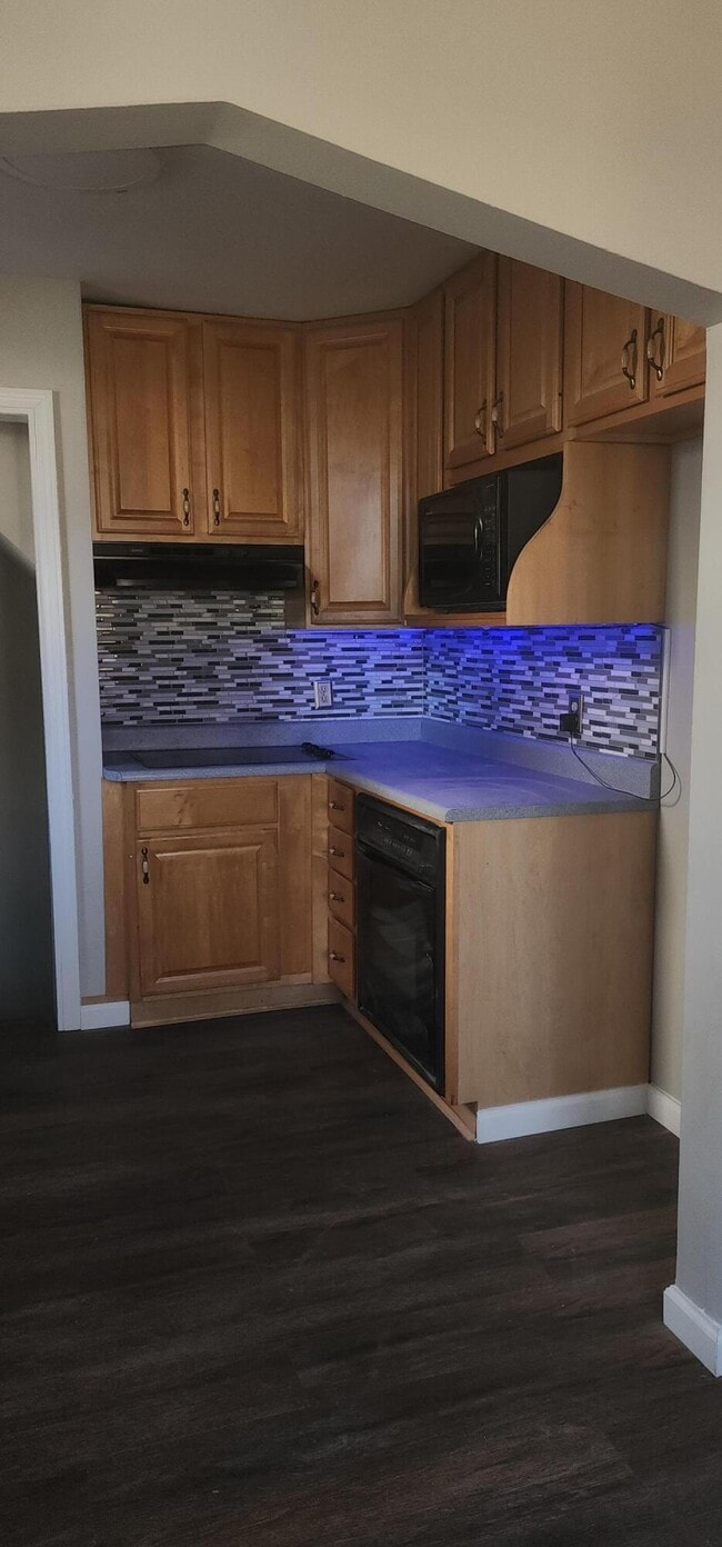 Foto del edificio - 6793 Pelham Rd