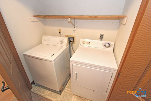Building Photo - 4501 Wimbledon Dr