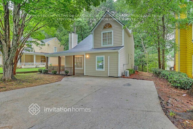 Foto del edificio - 1018 Autumn Crest Ct
