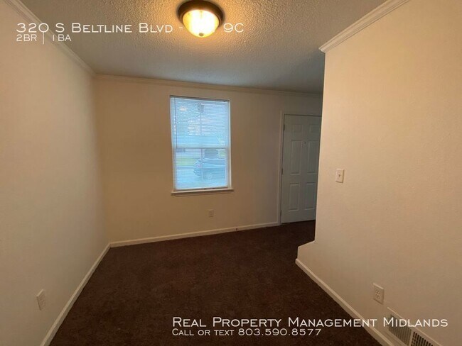 Foto del edificio - Woodland Terrace Townhouse!