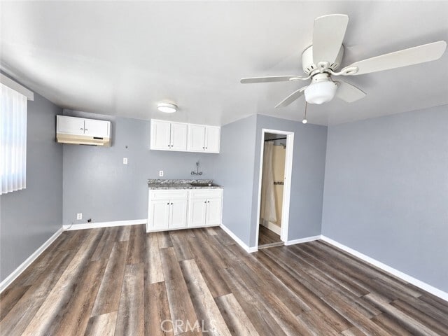 Building Photo - 127 W 58th St