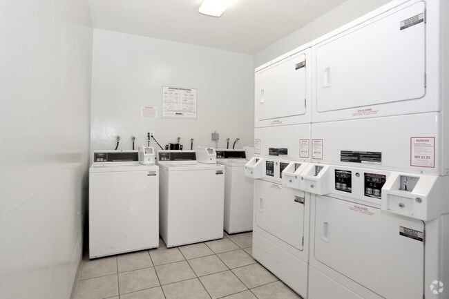 Laundry Facility - Rancho La Paz Apartments