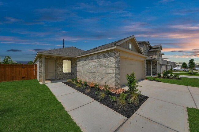 Building Photo - 27438 Sweetwater Bay Dr