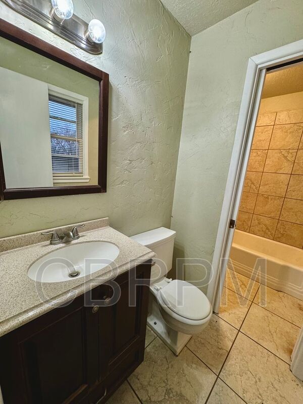 Foto del edificio - 4910 9th St