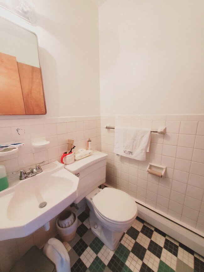 Foto del edificio - 4 Elmwood St