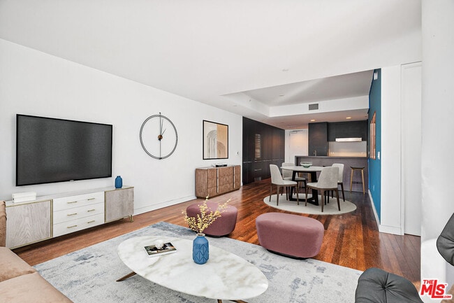 Foto del edificio - 6250 Hollywood Blvd