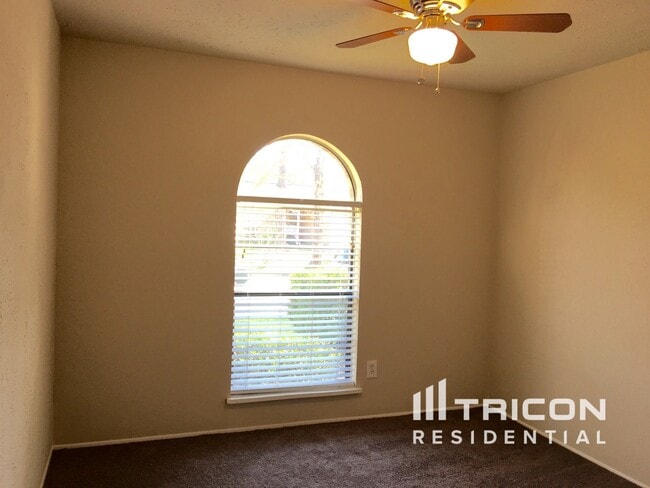 Foto del edificio - 17602 Poppy Trails Ln