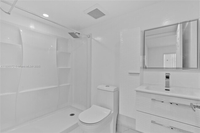 Building Photo - 13125 SW 64th Terrace