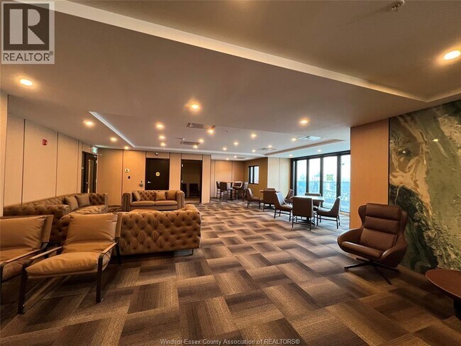 Photo du bâtiment - 4300 Laurier Pkwy