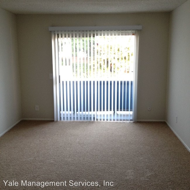 Building Photo - 6750 Cedros Ave
