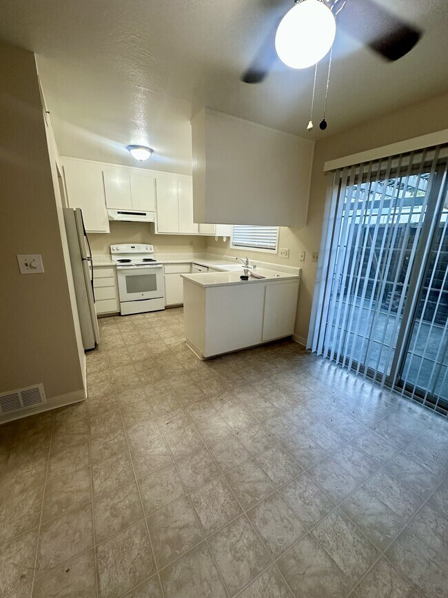 Foto del edificio - 3540 Northwood Dr.