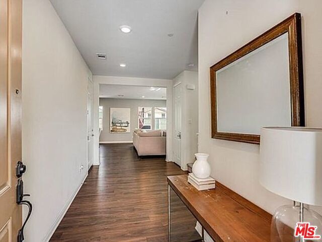 Building Photo - 8621 Lake Ashmere Dr