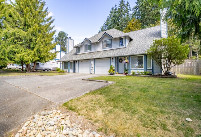 Building Photo - 5823 186th Ave Ct E