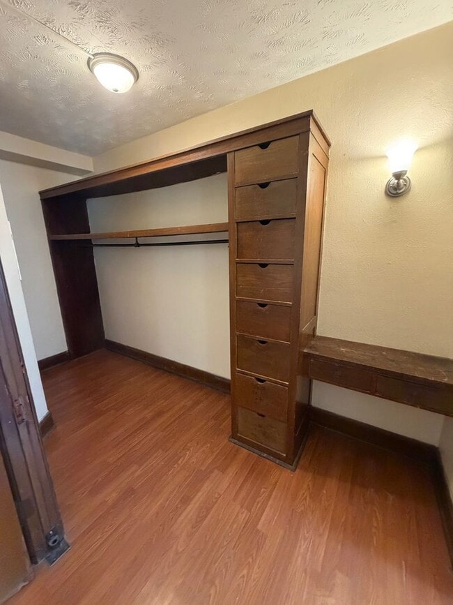 Interior Photo - Whitestone Manor Apartments