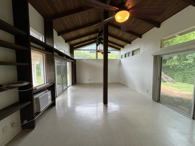 Building Photo - Haiku Knolls (Kaneohe) - LARGE YARD, 3 bed...