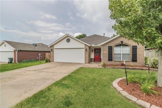 Photo - 1245 S Camellia Ln House