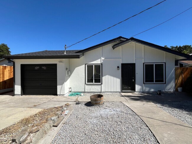 Foto del edificio - 8890 Arcade- 4 Bedroom 2 Bath home